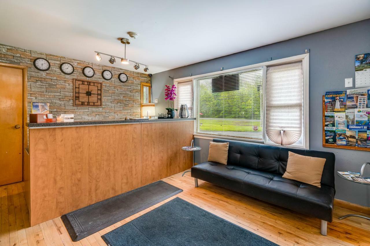 Long Sault Motel Zewnętrze zdjęcie